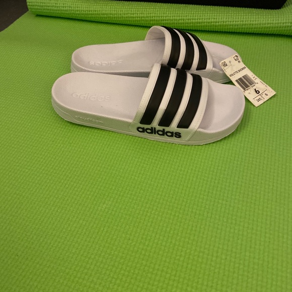 Adilette slide - Picture 5 of 6